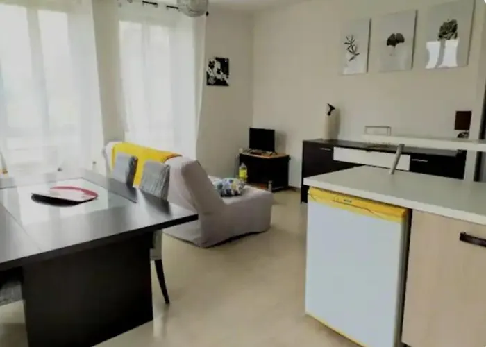 Spacieux Appartement Calme